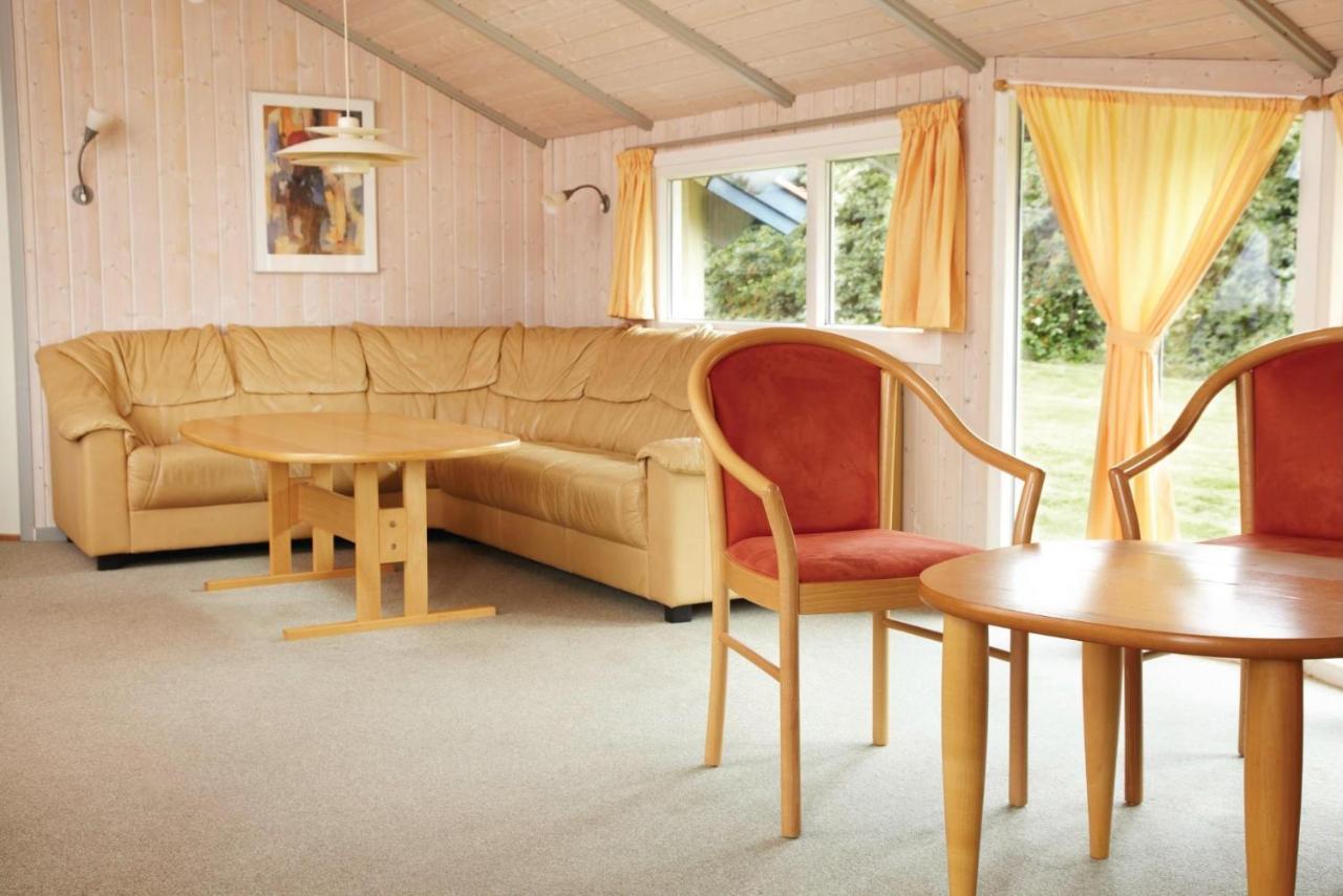 Вилла Kranich Poolferienhaus Hohendorf  Экстерьер фото