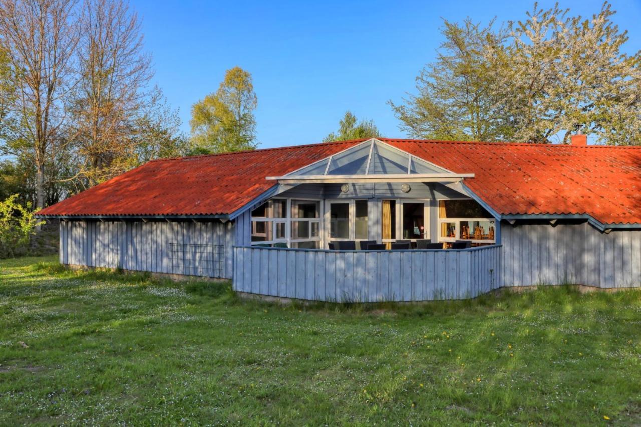 Вилла Kranich Poolferienhaus Hohendorf  Экстерьер фото