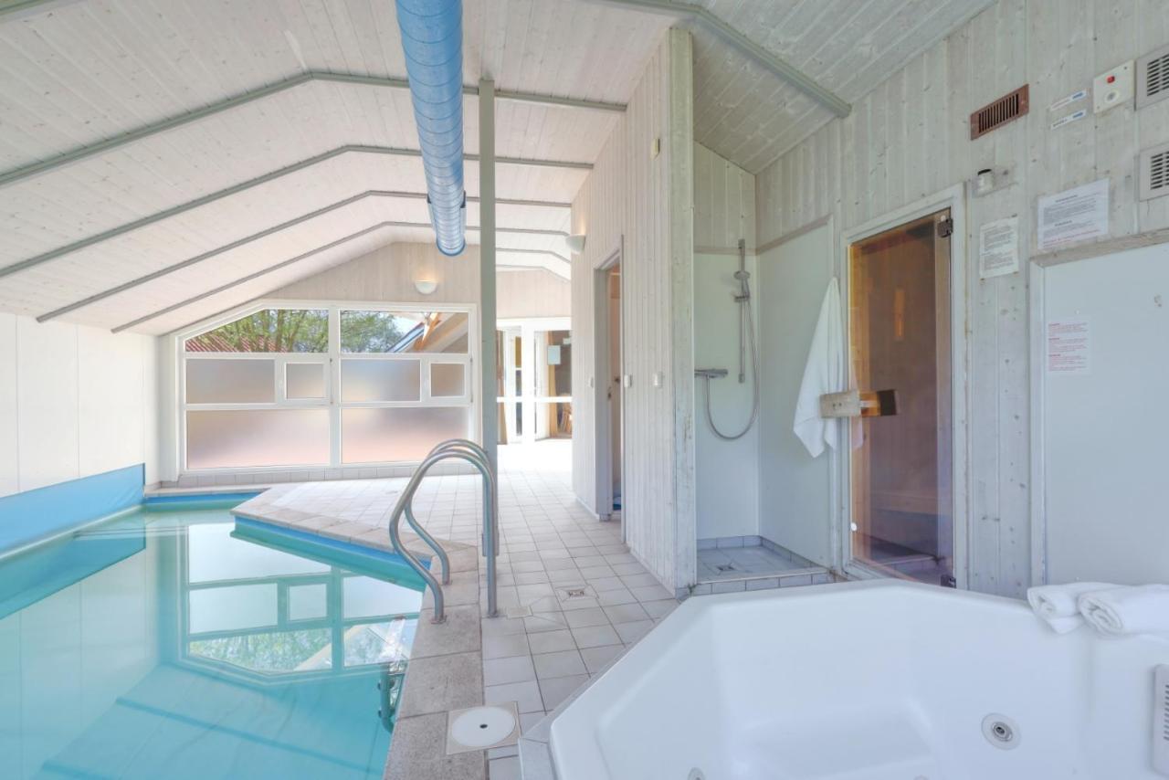 Вилла Kranich Poolferienhaus Hohendorf  Экстерьер фото