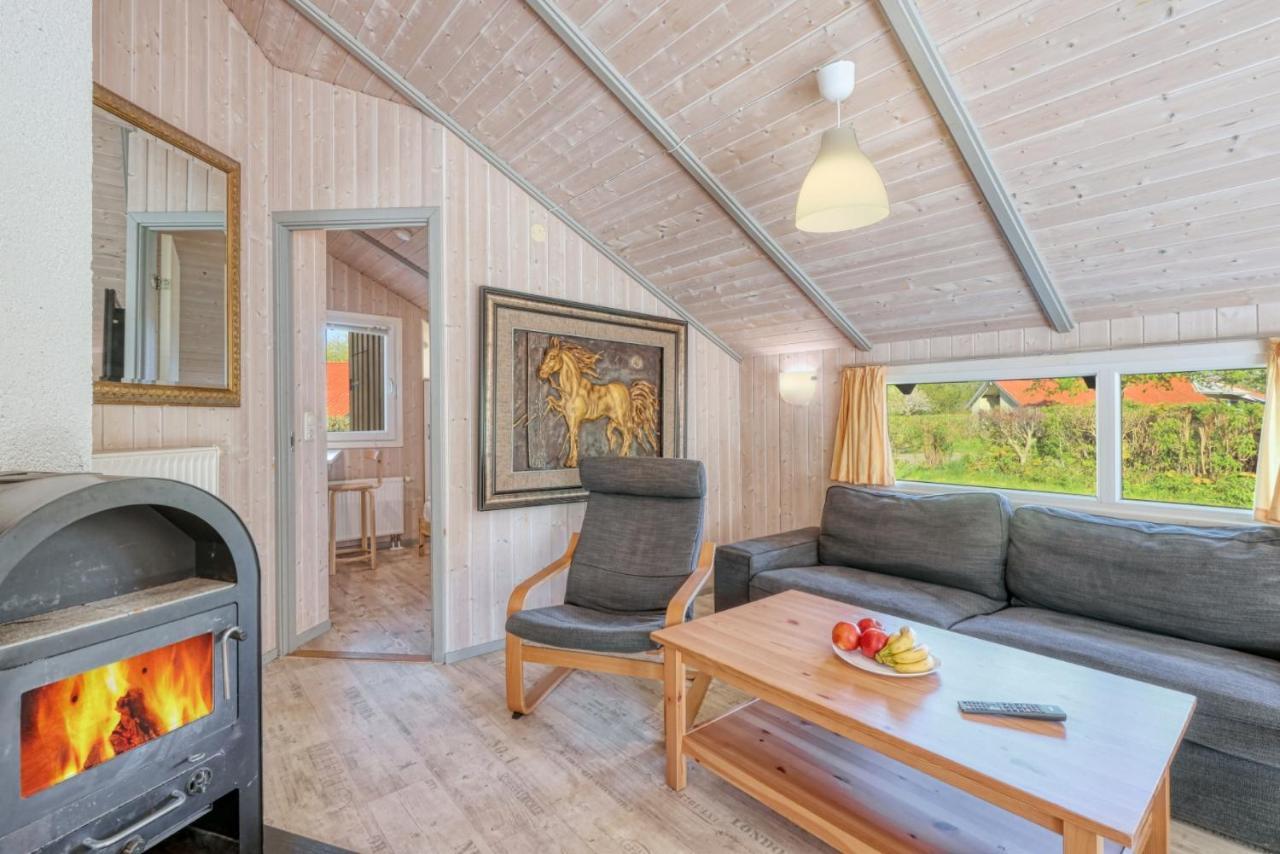 Вилла Kranich Poolferienhaus Hohendorf  Экстерьер фото